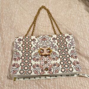 Tory Burch Elegant Floral Chain Strap Bag